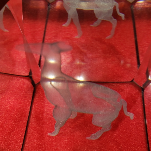 Giraffe Laser Cut Etched Crystal Glass Cube Paper Weight 3D - Picture 6 of 7